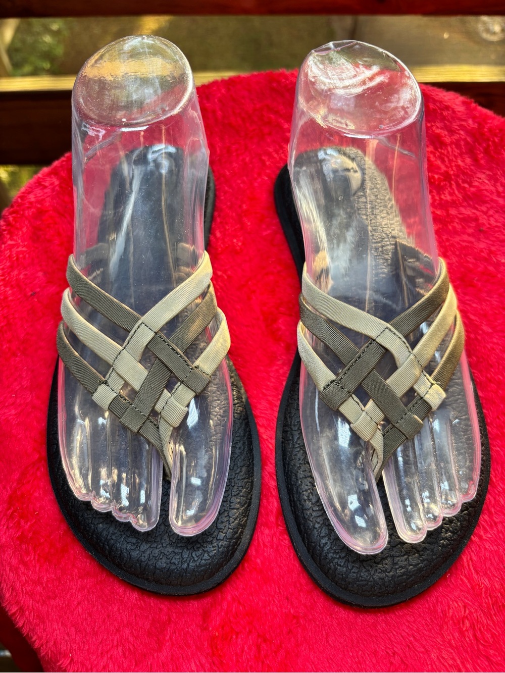 Sanuk Women’s Size 6 YOGA Mat SANDY Criss Cross Flip Flop Sandals Shoes 1103940 - Picture 2 of 6